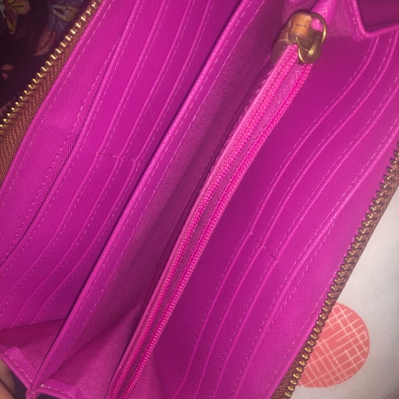 Wallet - Picture 2 of 4